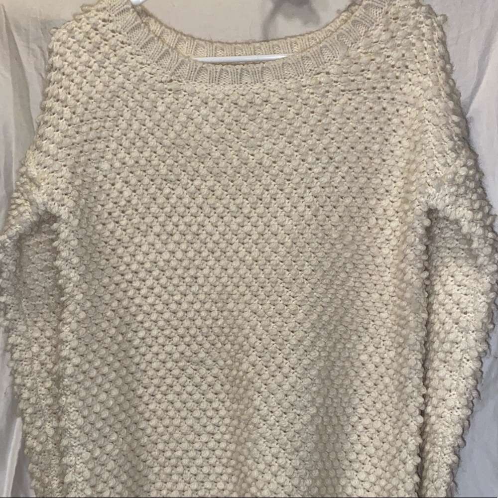 American Eagle Outfitters sweater